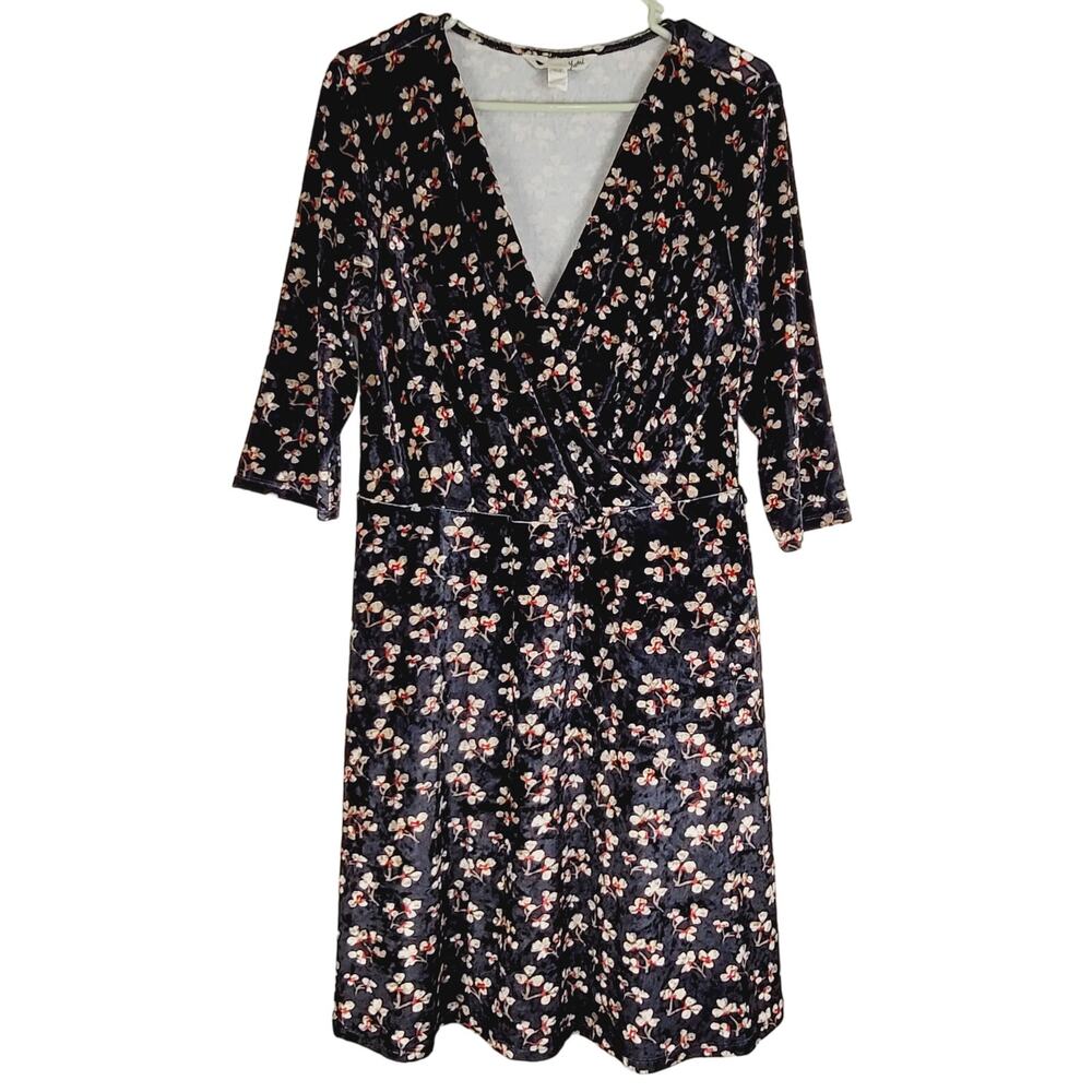 Yumi black floral velvet vneck midi dress Size 14 Dainty Whimsigoth Glam Retro